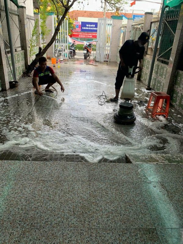 đội dọn nhà chuyên nghiệp